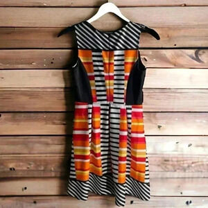 NY Collection Size Medium Orange/Black Patterned Flared Summer Sleeveles Dress